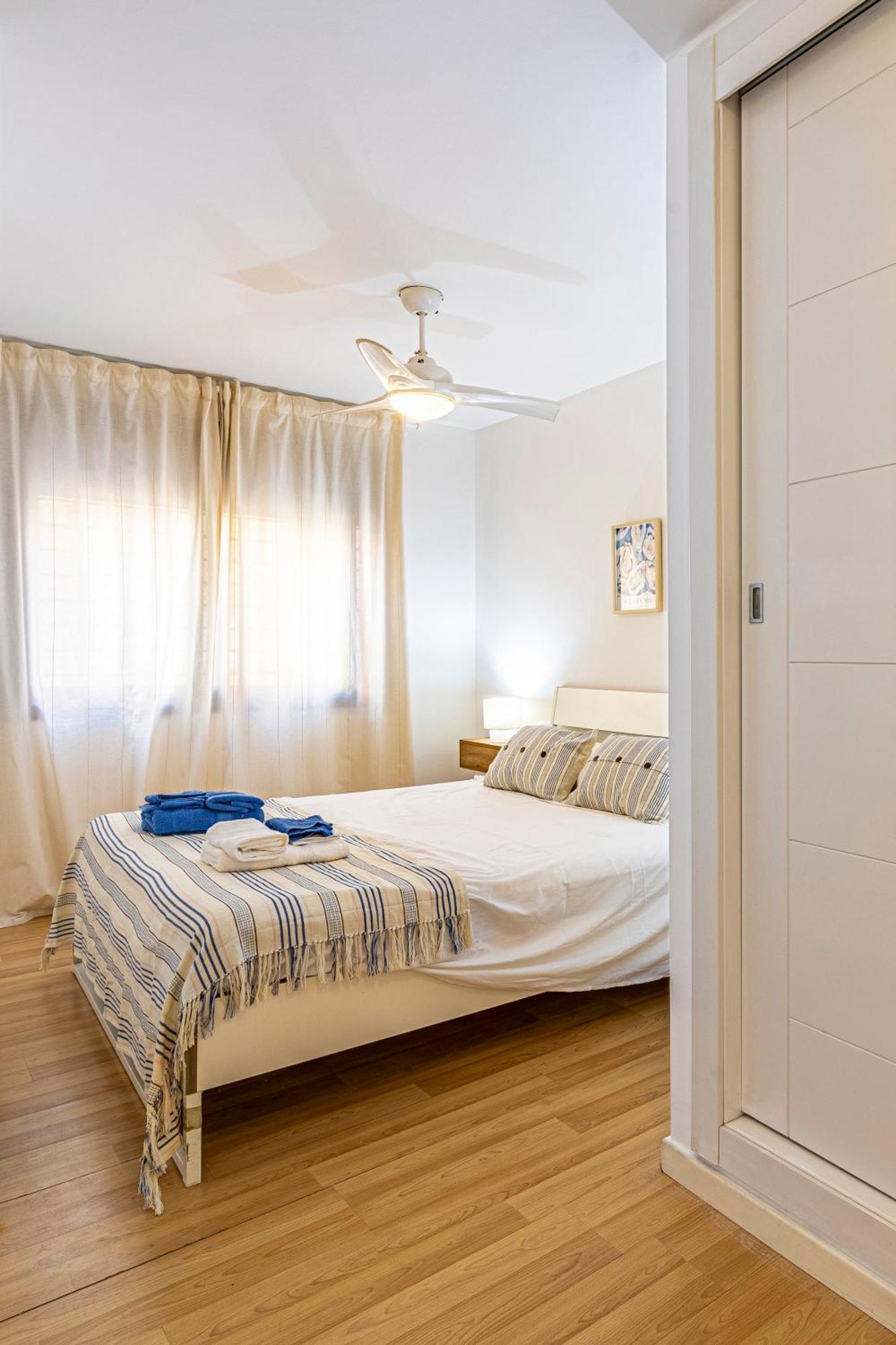 Solis Mare Apartments - Pedregalejo Beach 말라가 외부 사진
