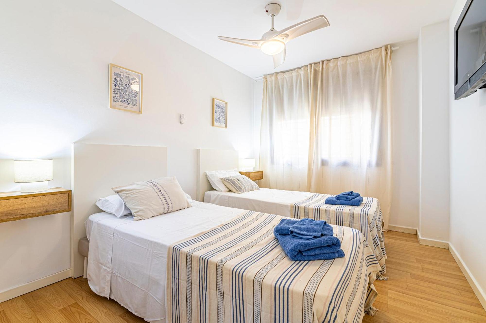 Solis Mare Apartments - Pedregalejo Beach 말라가 외부 사진