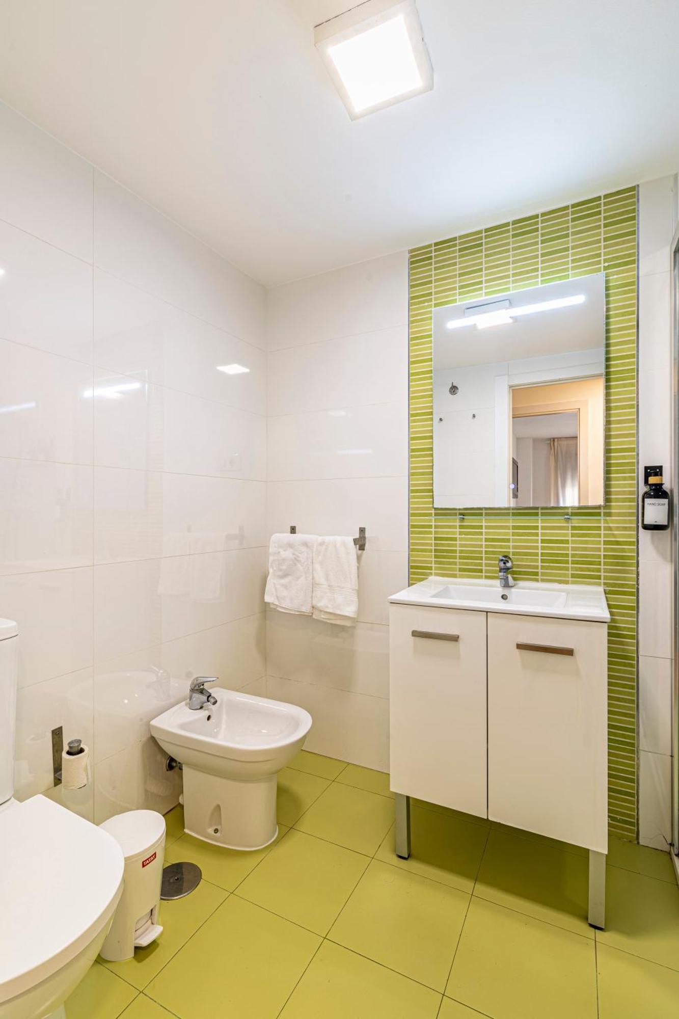 Solis Mare Apartments - Pedregalejo Beach 말라가 외부 사진